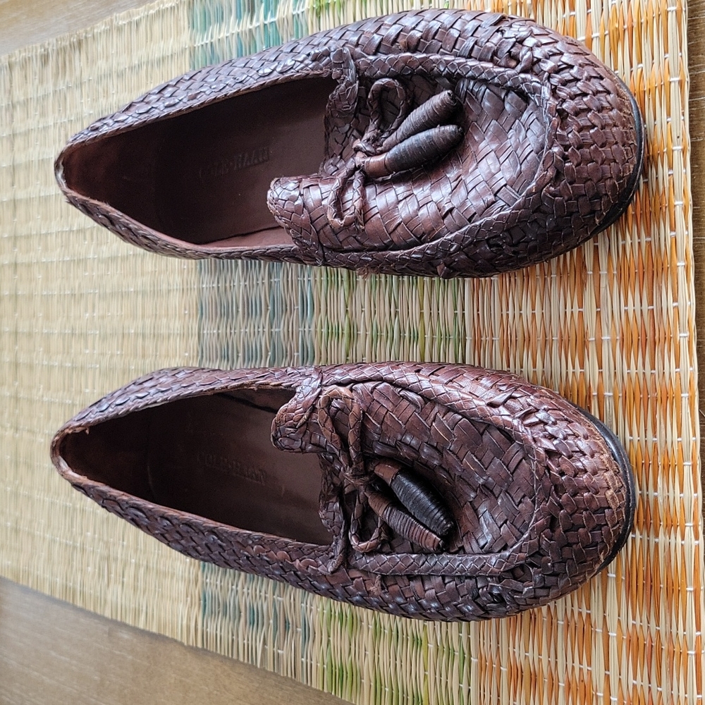 COLE HAAN MENS LEATHER TASSEL LOAFERS - Picture 10 of 12